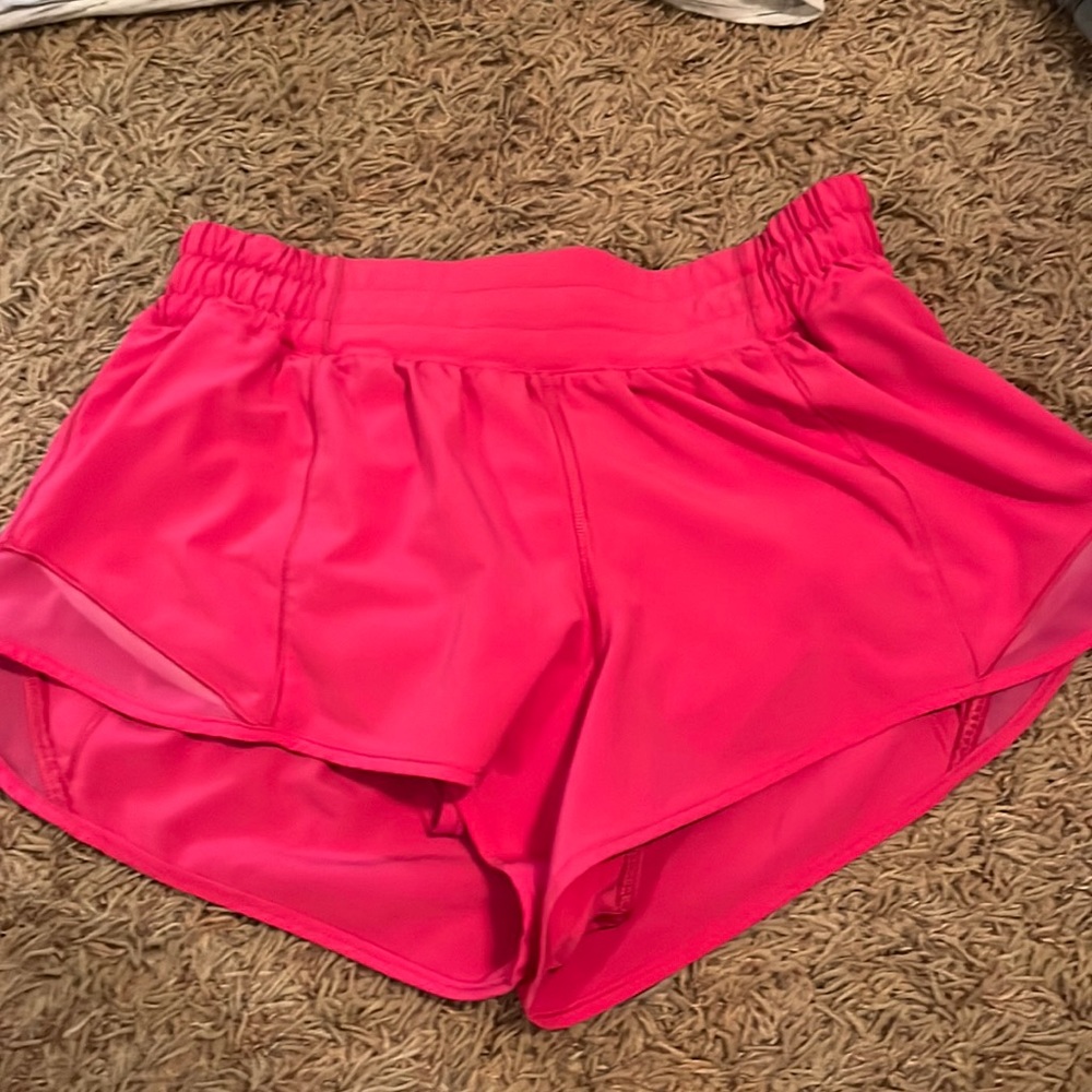 Sonic pink Lululemon hotty hot 2.5” shorts